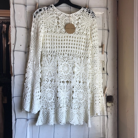 Honey Punch Tops - NWT Cream Honey Punch Crochet Flared Sleeve Top
